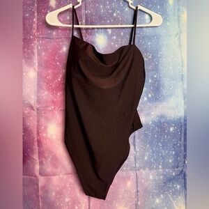 New shade & shore high leg cheeky one piece swimsuit 🛍